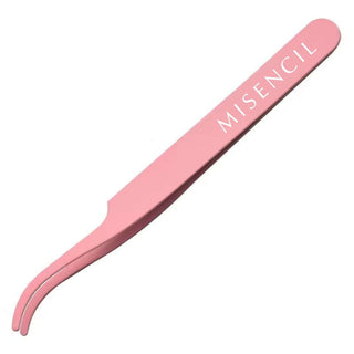 Tweezer Misencil rose avec pointe courbée, vue de près sur fond blanc
